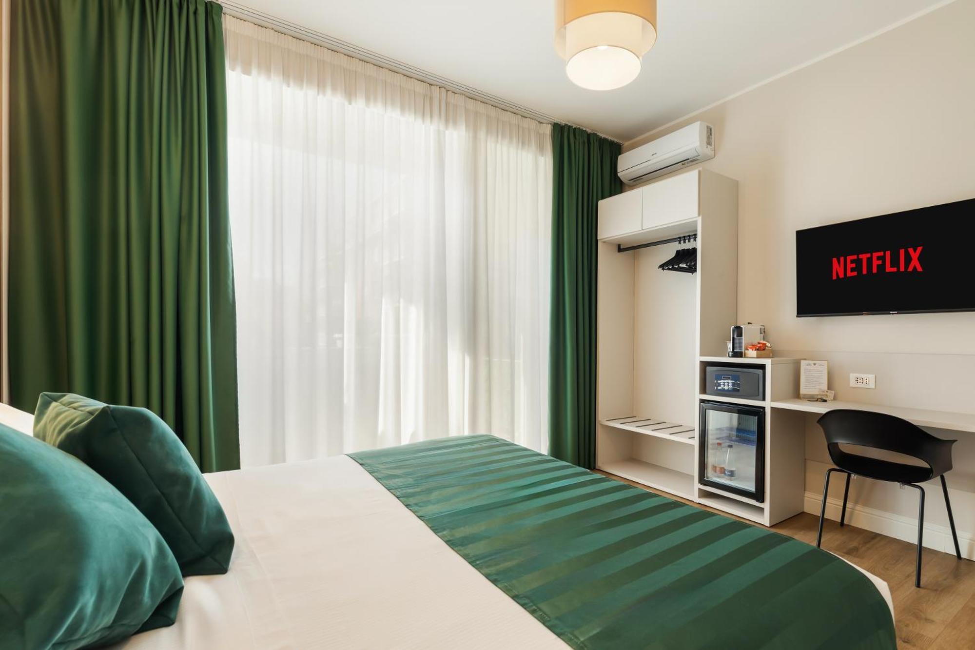 Albadea Deluxe Hotel โรม ภายนอก รูปภาพ